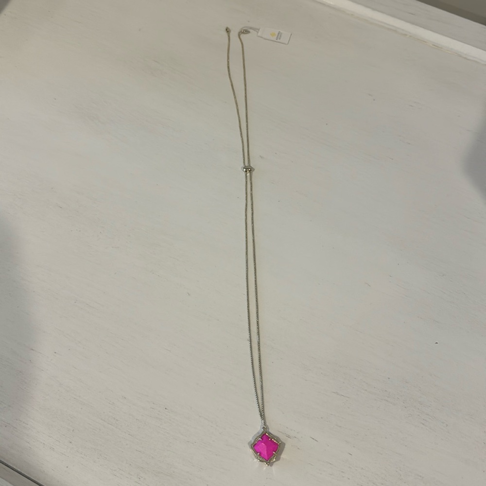 Brand new Kendra Scott Necklace! Love the stone color!